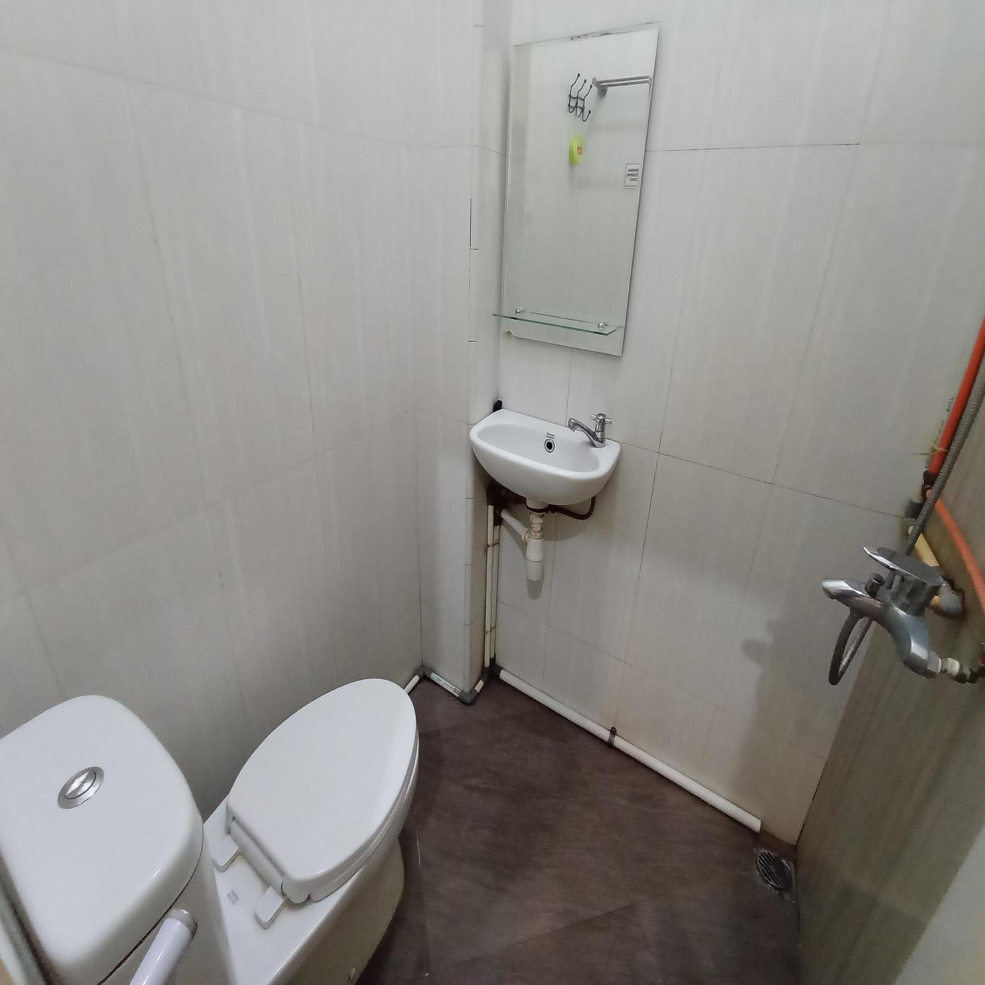 Reddoorz At Syariah House Purwokerto Hotell Exteriör bild