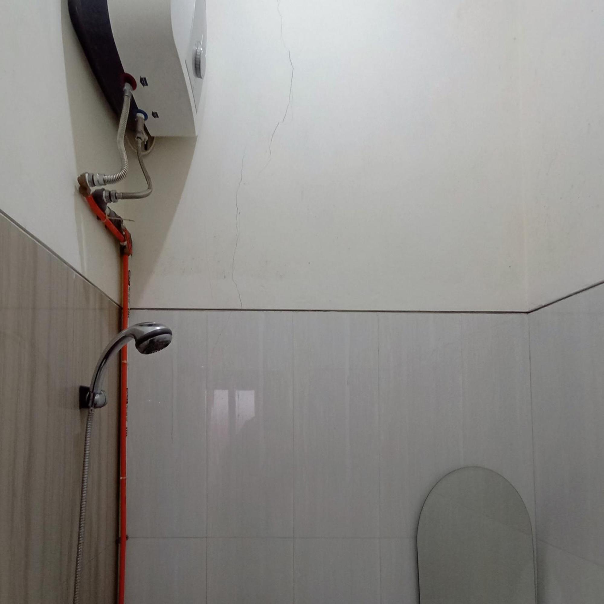 Reddoorz At Syariah House Purwokerto Hotell Exteriör bild